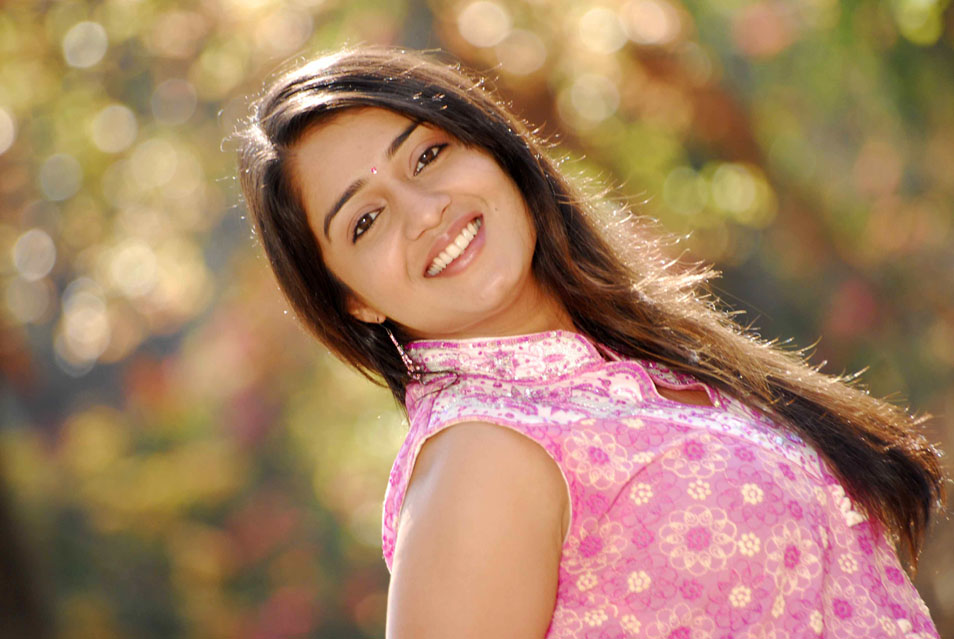 Nikita Thukral - HD Wallpaper 