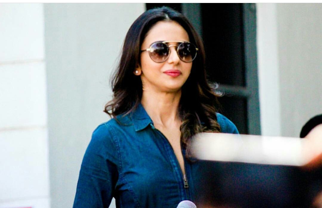 Rakul Preet Singh Latest Hd Images - Rakul Preet Singh Hd - HD Wallpaper 
