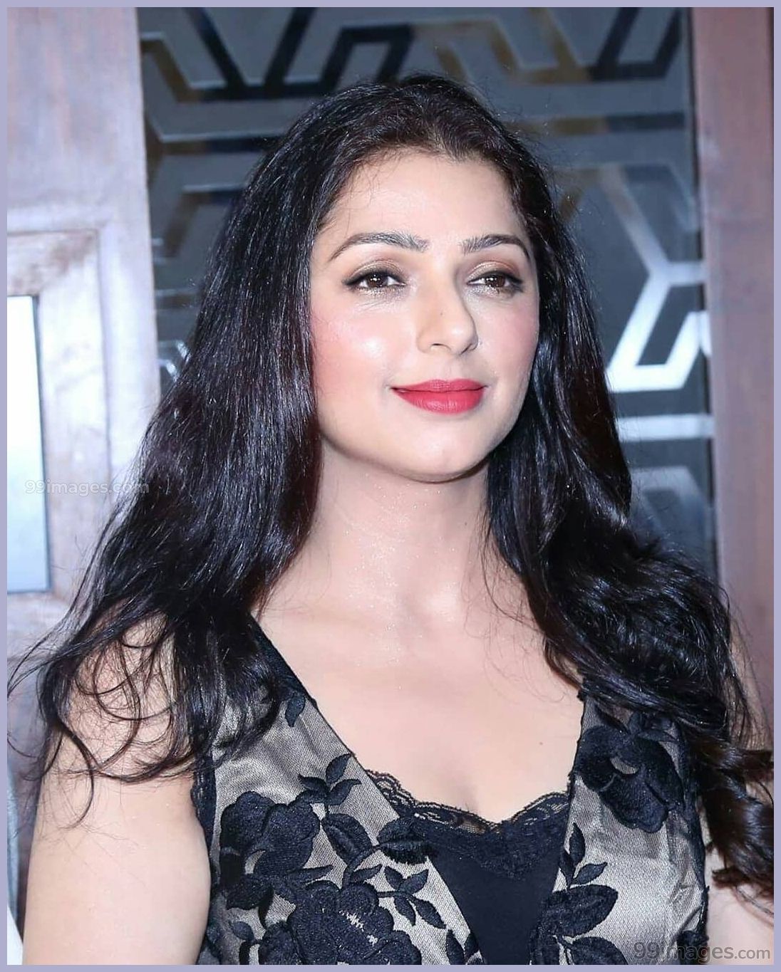 Bhumika Chawala - HD Wallpaper 