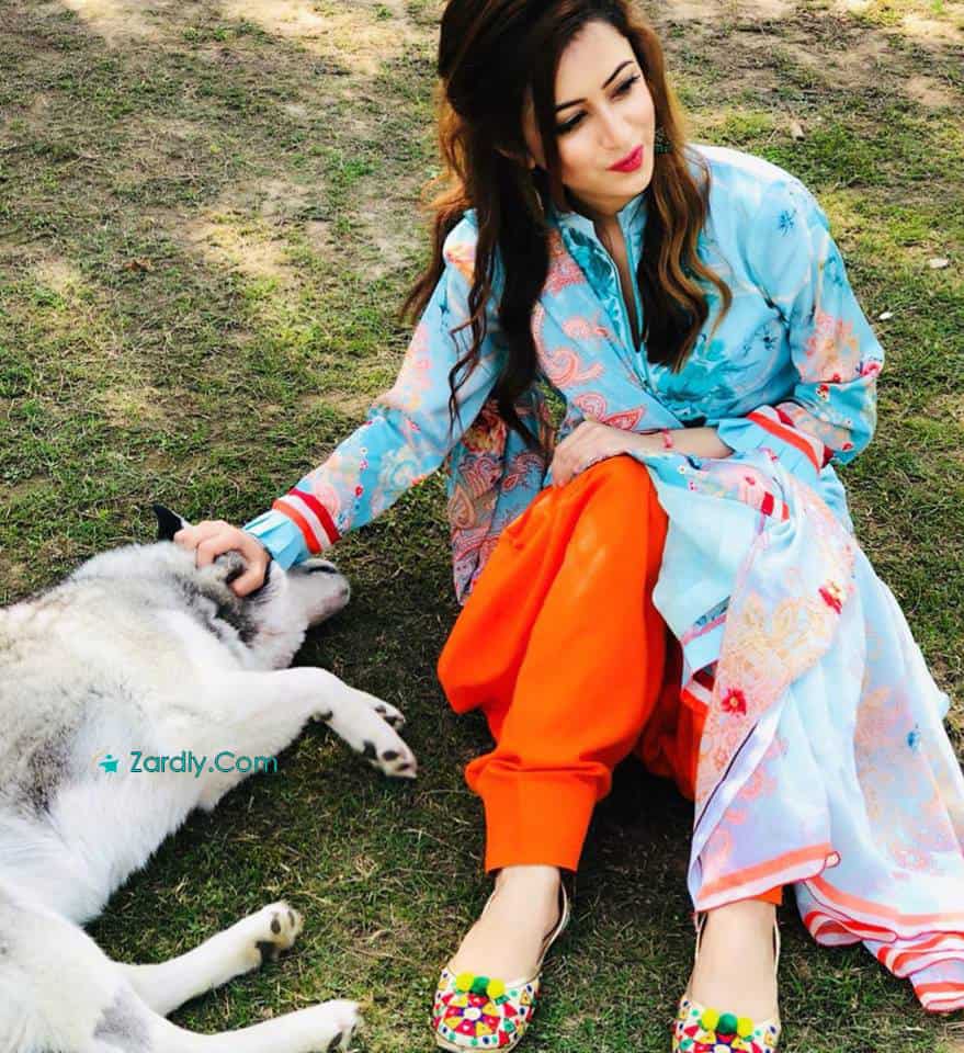 Bhumika Sharma Punjabi Actress - HD Wallpaper 