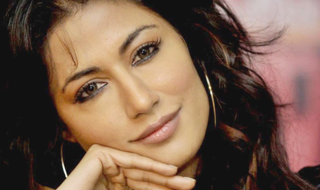 Beautiful Chitrangada Singh Closeup Face Wallpapers - Chitrangada Singh In Desi Boyz - HD Wallpaper 