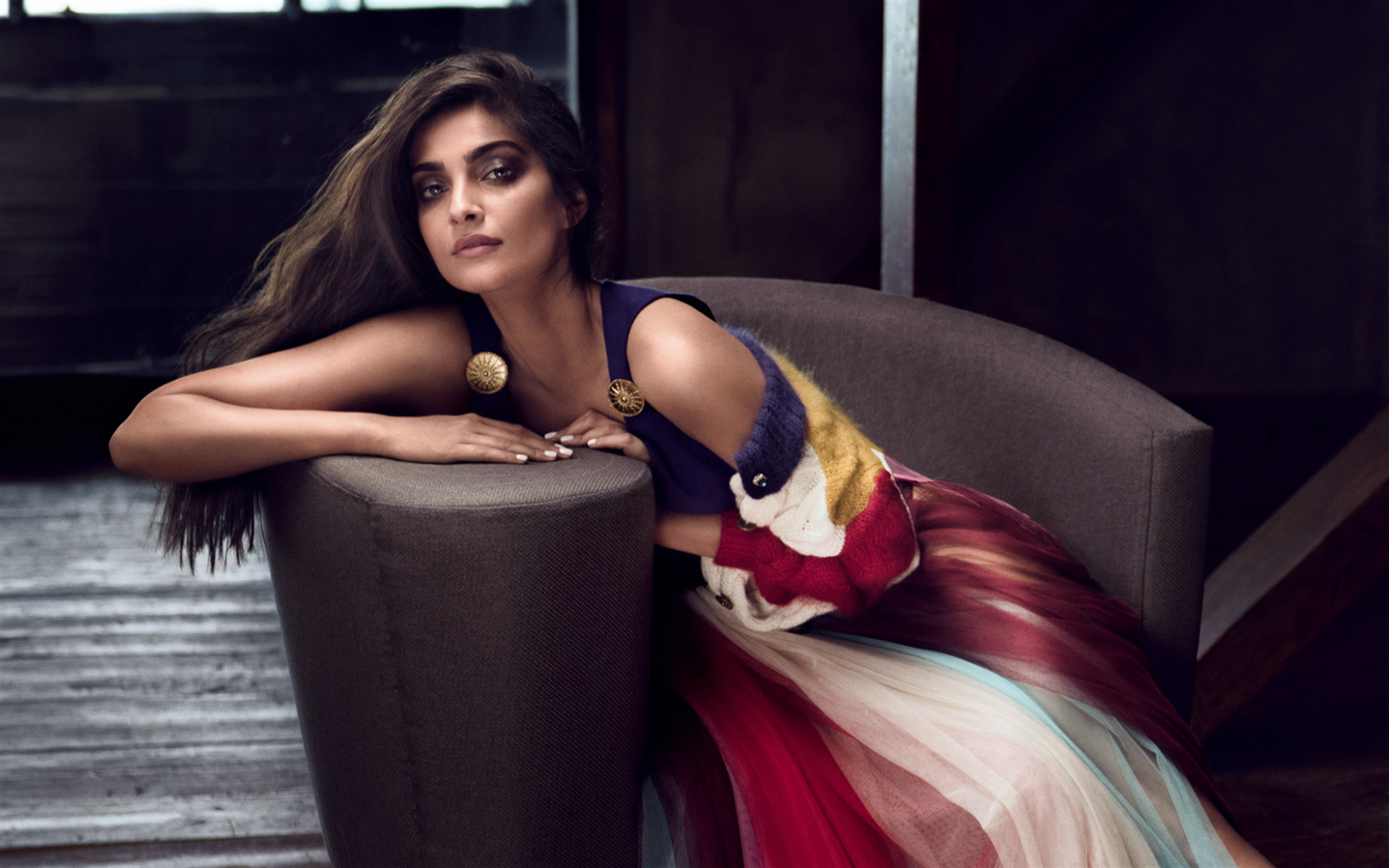 Sonam Kapoor, 2018, Indian Actress, Vogue, Bollywood, - Sonam Kapoor Photoshoot Vogue - HD Wallpaper 