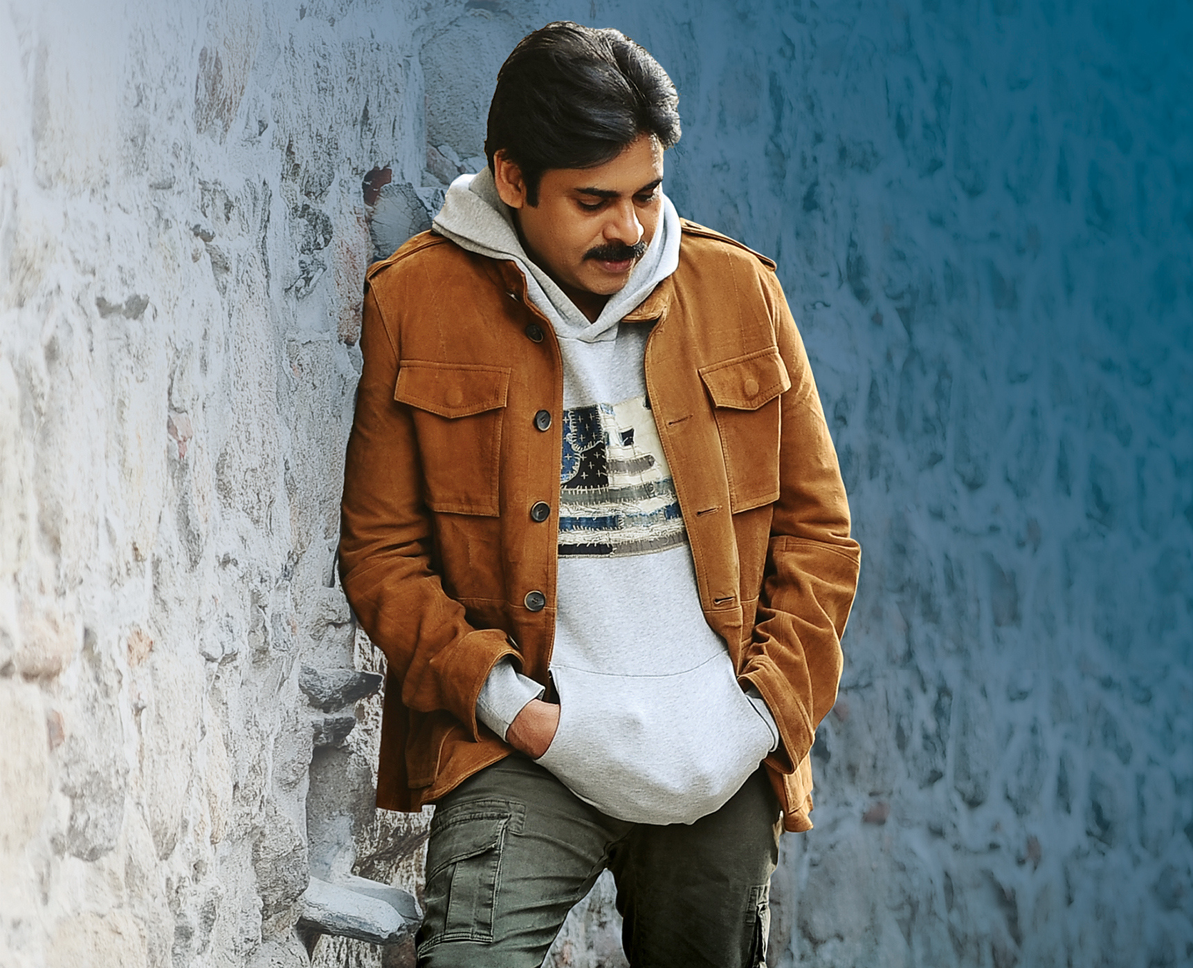 Pawan Kalyan New Agnathavasi Movie Latest Stylish Ultra - Kathi Mahesh Pawan Kalyan - HD Wallpaper 