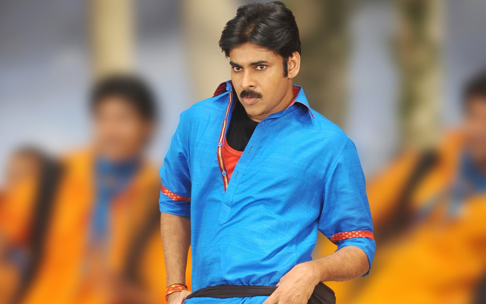 Allu Arjun Ram Charan Pawan Kalyan - HD Wallpaper 