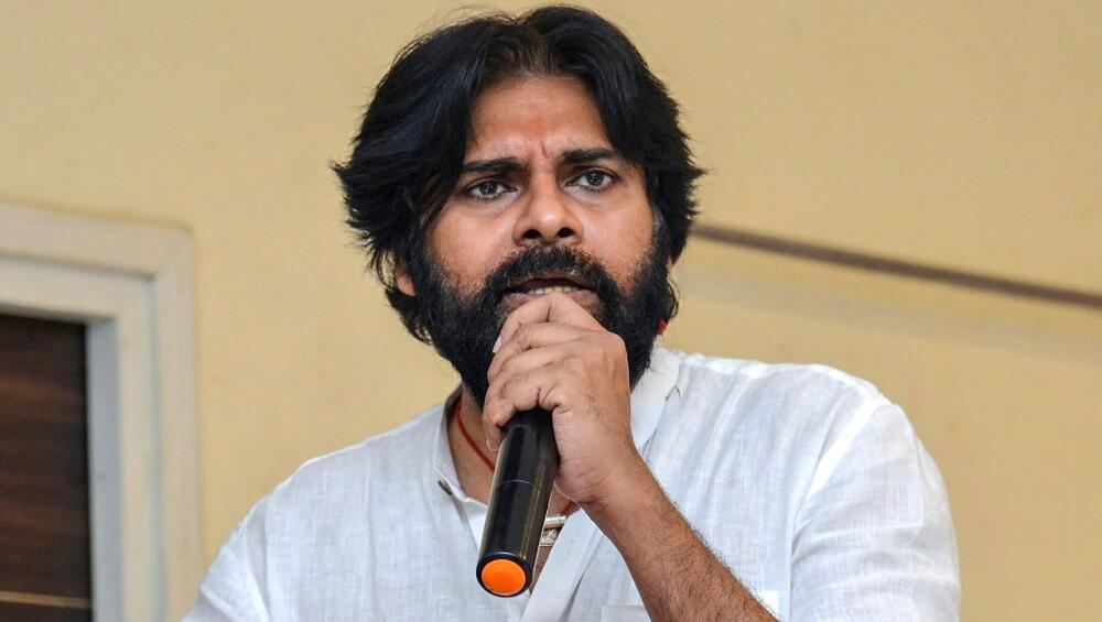 Pawan Kalyan S Jana Sena Party Forms Alliance With - Pawan Kalyan At Kakinada Today - HD Wallpaper 