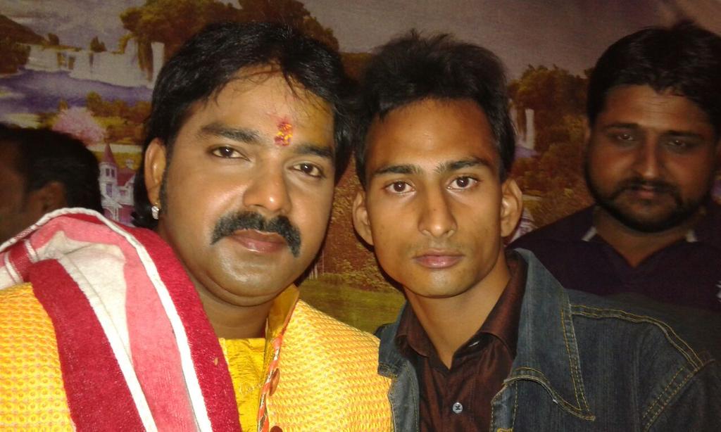 Pawan Singh Ki Picture Bhojpuri - Pawan Singh Bibi - HD Wallpaper 