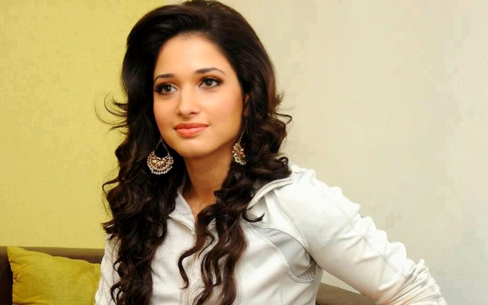 Actress Tamanna Bhatia Hd Wallpaper - Photo Shoot - 1600x1000 Wallpaper - Actress Tamanna Bhatia Hd Wallpaper - Photo Shoot - 1600x1000 Wallpaper -