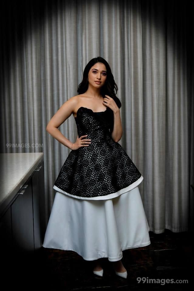 Tamanna Bhatia Latest Hot Hd Photoshoot Stills / Wallpapers - Tamannaah - HD Wallpaper 