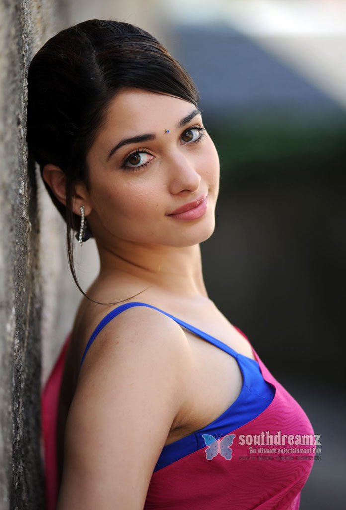 Telugu Actress Tamanna Hot Sexy Stills - Tamannaah Bhatia Close Up - HD Wallpaper 