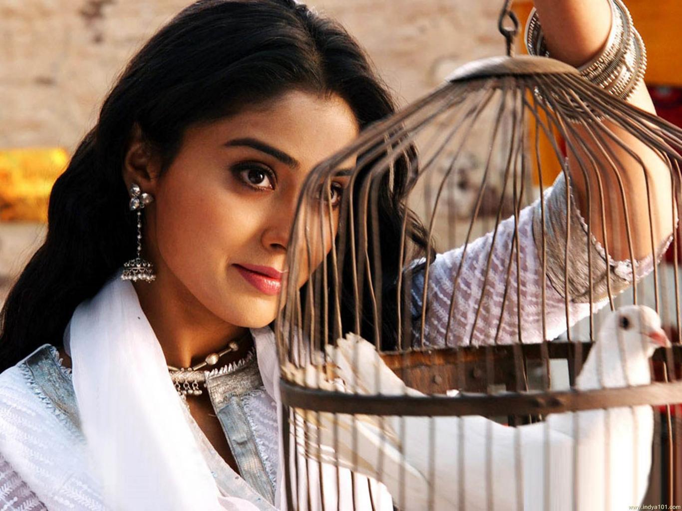 Tamanna Bhatia In Bahubali Movie Hd Wallpapers Desktop - Awarapan Film Heroine Name - 1366x1024 Wallpaper Tamanna Bhatia In Bahubali Movie Hd Wallpapers Desktop - Awarapan Film Heroine Name - 1366x1024 Wallpaper