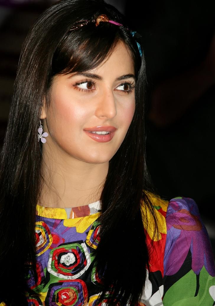 Katrina Kaif Hairstyle In Ajab Prem Ki Gajab Kahani - HD Wallpaper 