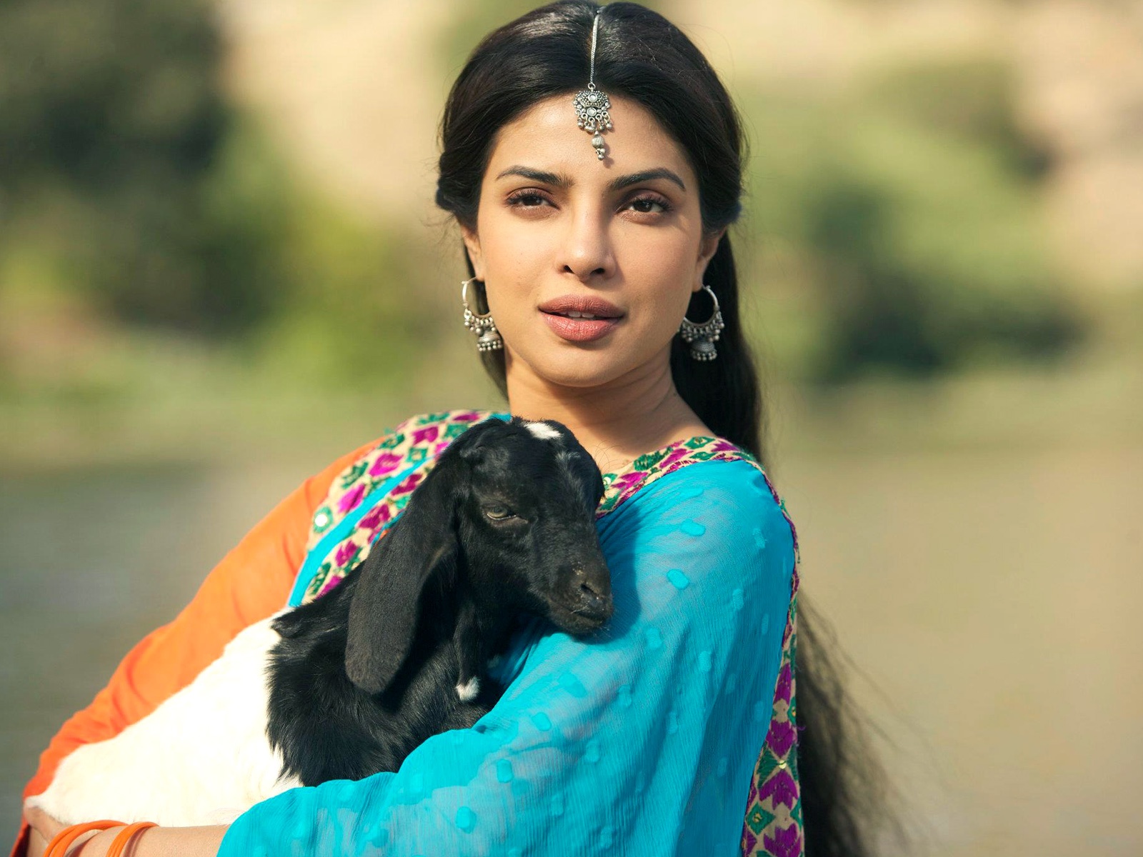 Beautiful Punjabi Girls Wallpapers And Pictures One - Teri Meri Kahaani In Priyanka Chopra Hd - HD Wallpaper 