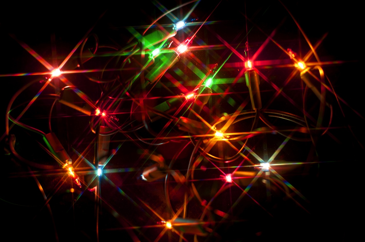 Blurry Christmas Lights - HD Wallpaper 