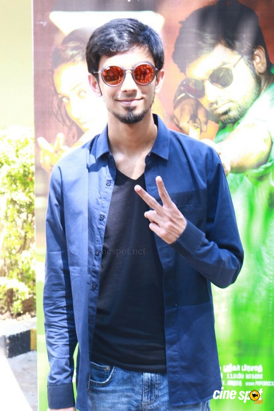 Anirudh Ravichander Naanum Rowdy Dhaan - HD Wallpaper 