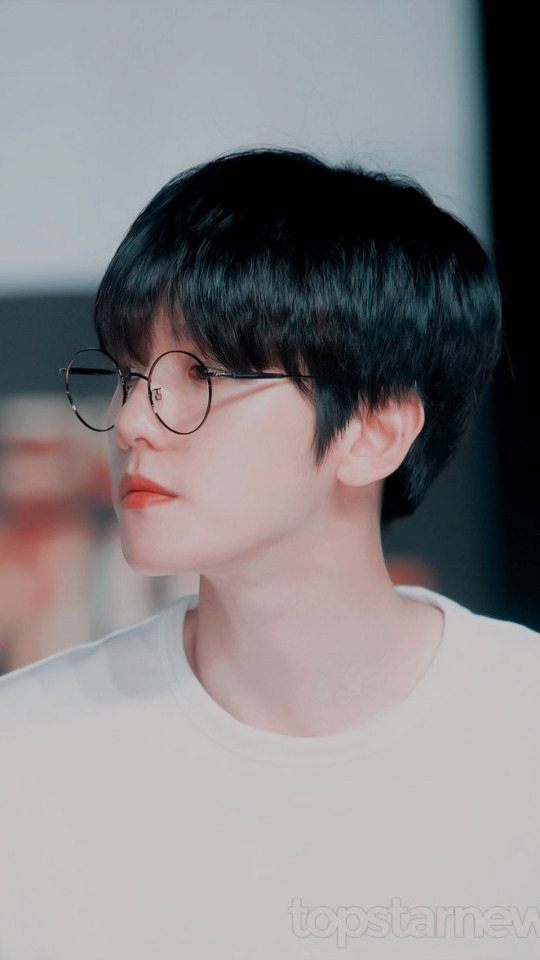 Image - Exo Baekhyun - 540x960 Wallpaper Image - Exo Baekhyun - 540x960 Wallpaper