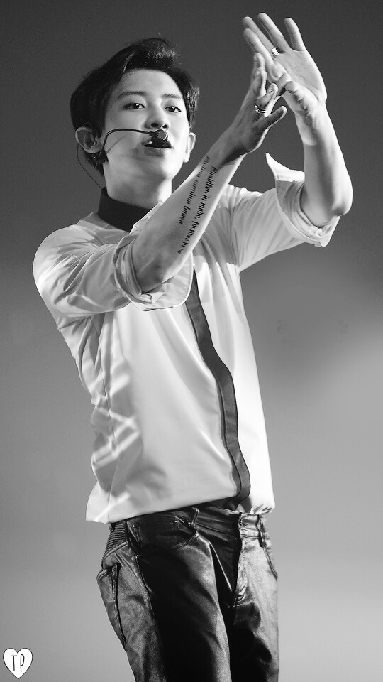 Chanyeol Sexy - HD Wallpaper 