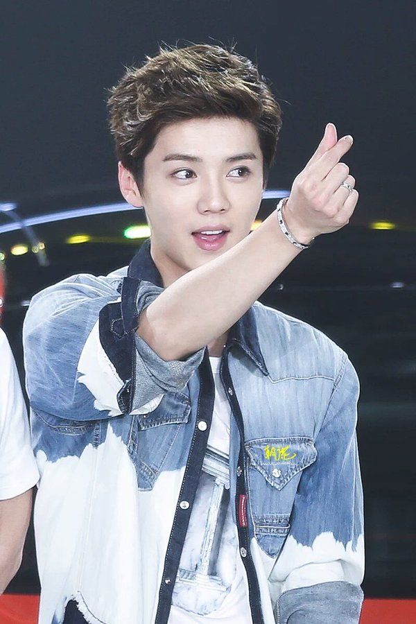 Luhan Exo Luhan - 600x900 Wallpaper Luhan Exo Luhan - 600x900 Wallpaper