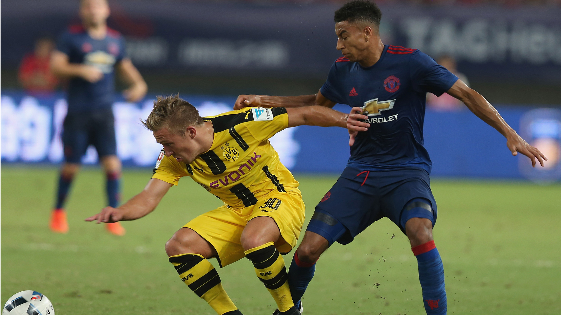 Borussia Dortmund Wallpapers Hq - Man United Vs Dortmund - HD Wallpaper 