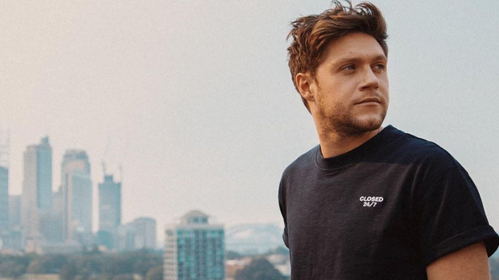 Niall Previously Revealed That Many Of The Songs On - Niall Put A Little Love On Me - HD Wallpaper 