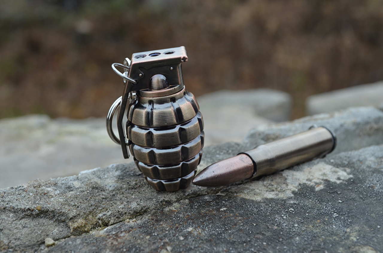 Granada Militar - HD Wallpaper 