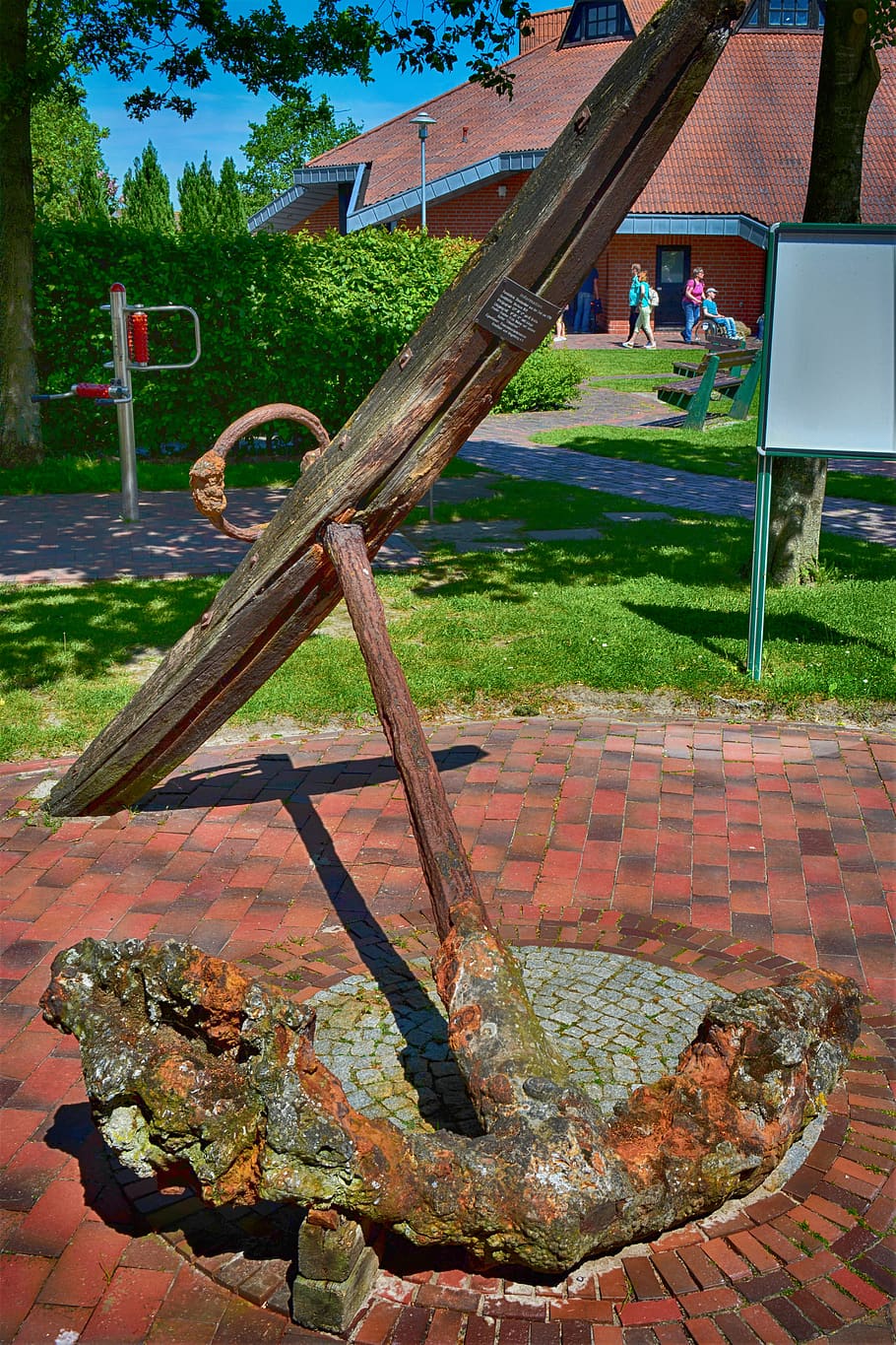 Anchor, Old Anchor, Rusted, Navy, Equipment, Maritime, - Tree - HD Wallpaper 
