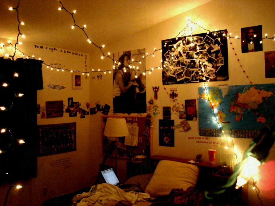 Christmas Lights On Retaining Wall Wallpaper Hd Anchor - Camera Da Letto Tumblr F - HD Wallpaper 