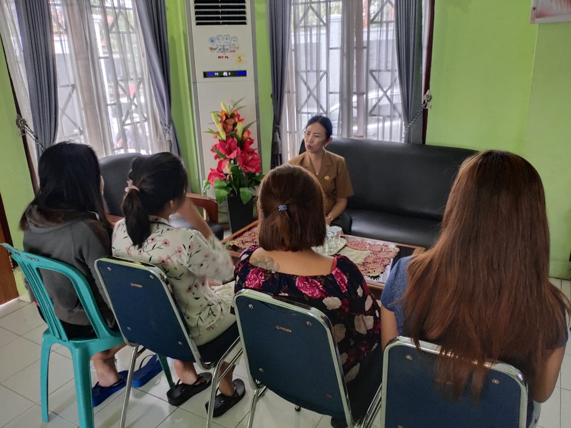 Classroom - HD Wallpaper 