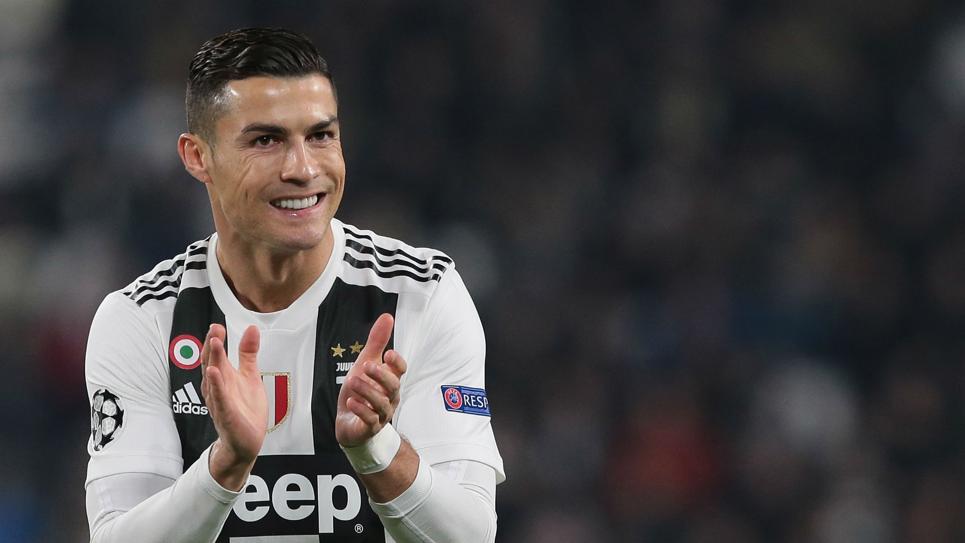 Cristiano Ronaldo Juventus 2019 - HD Wallpaper 