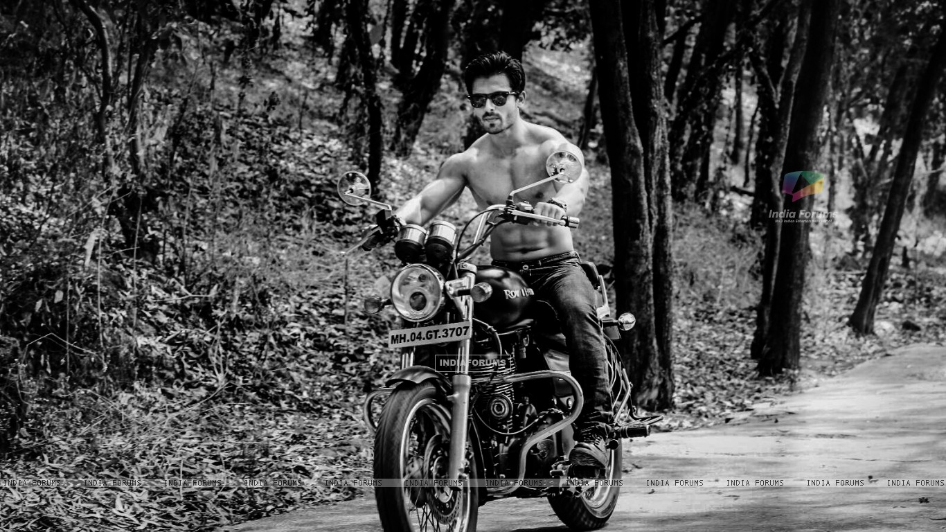 Motorcycle - HD Wallpaper 