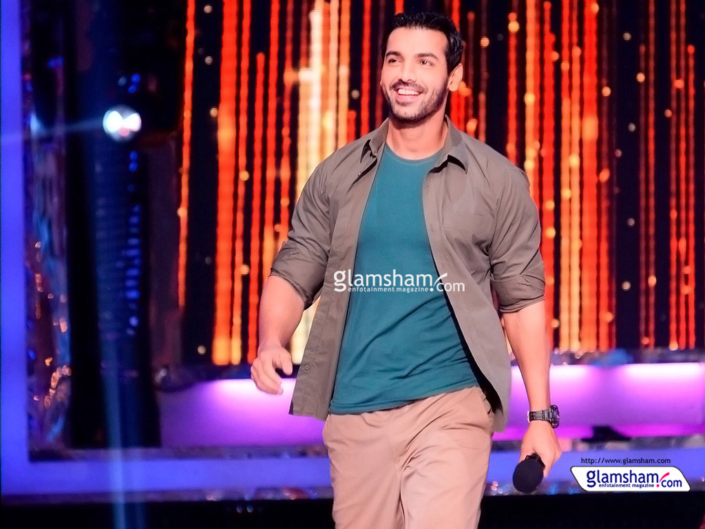 Fashion Show - HD Wallpaper 