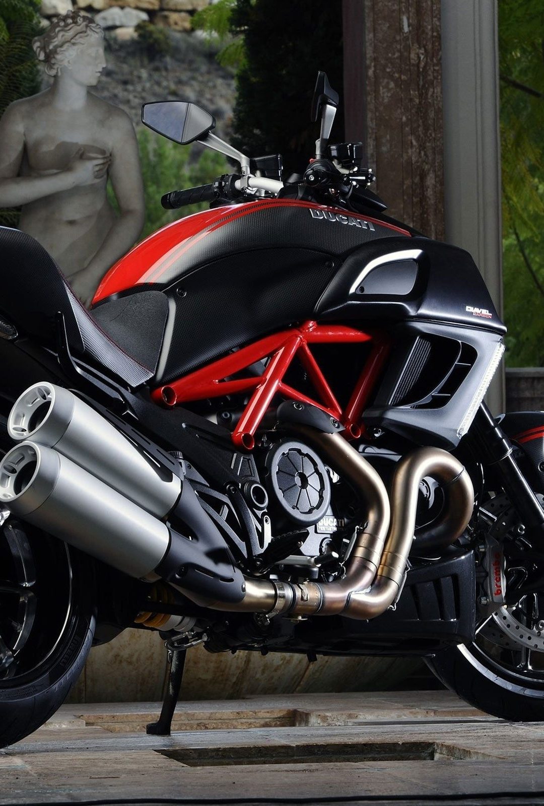 2013 Ducati Diavel Carbon Reviews - HD Wallpaper 