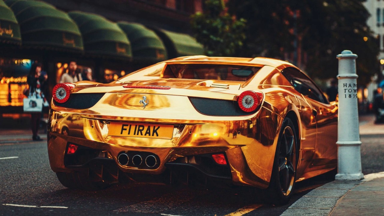 Gold Wallpaper Ferrari - HD Wallpaper 