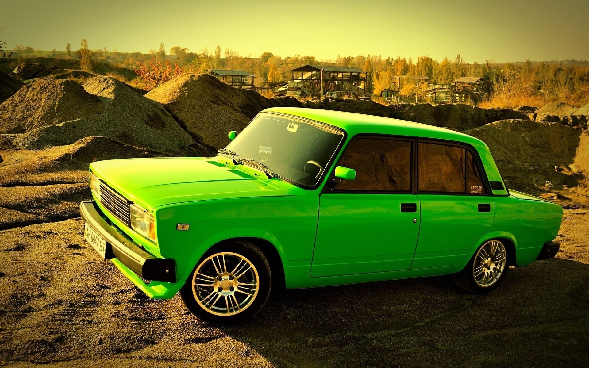 Lada Tuned - HD Wallpaper 