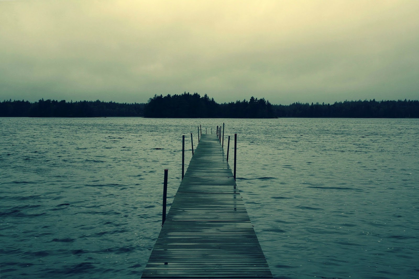 Hipster Wallpaper - Lonely Pier - HD Wallpaper 