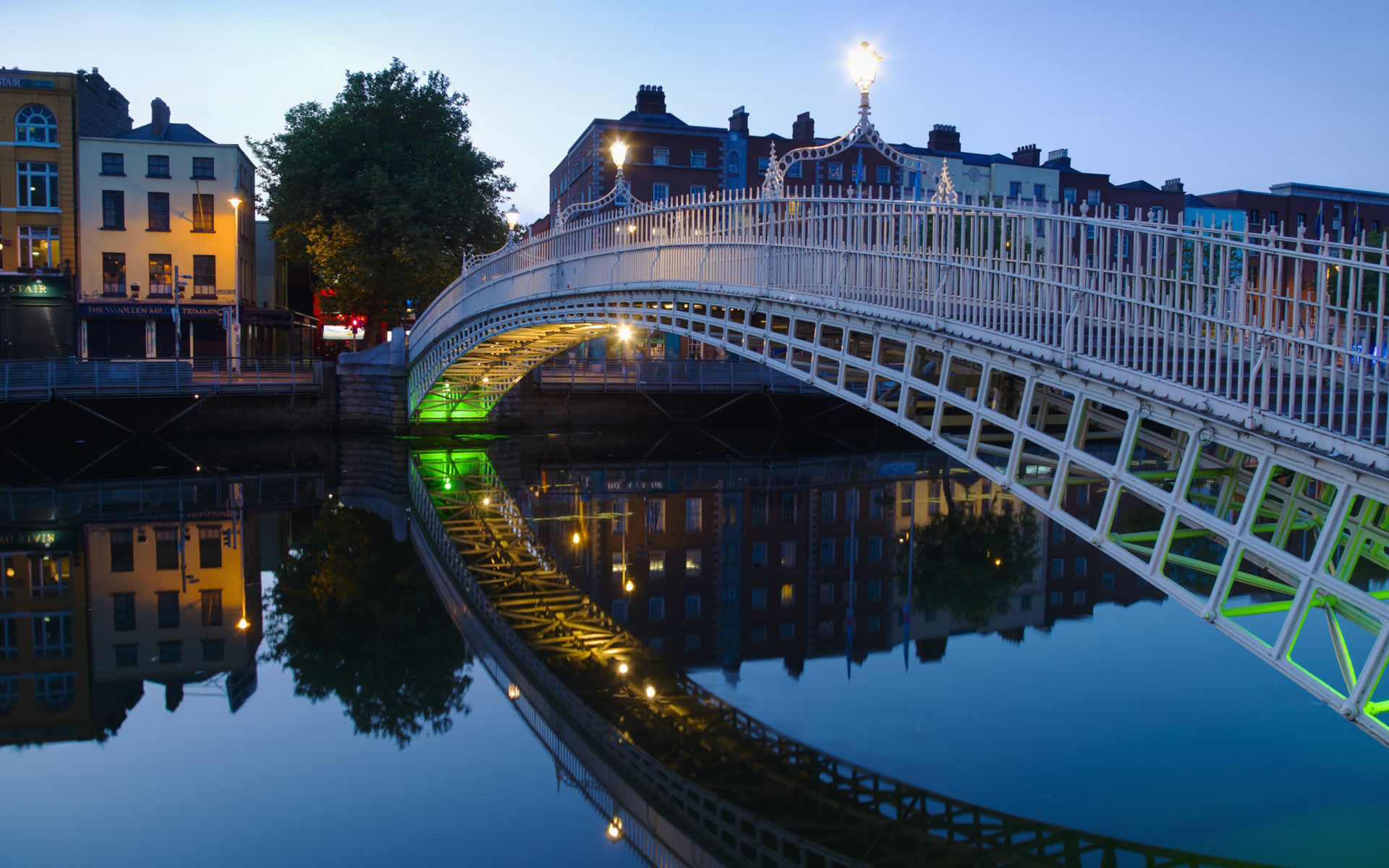 Bridge Dublin Ireland - HD Wallpaper 