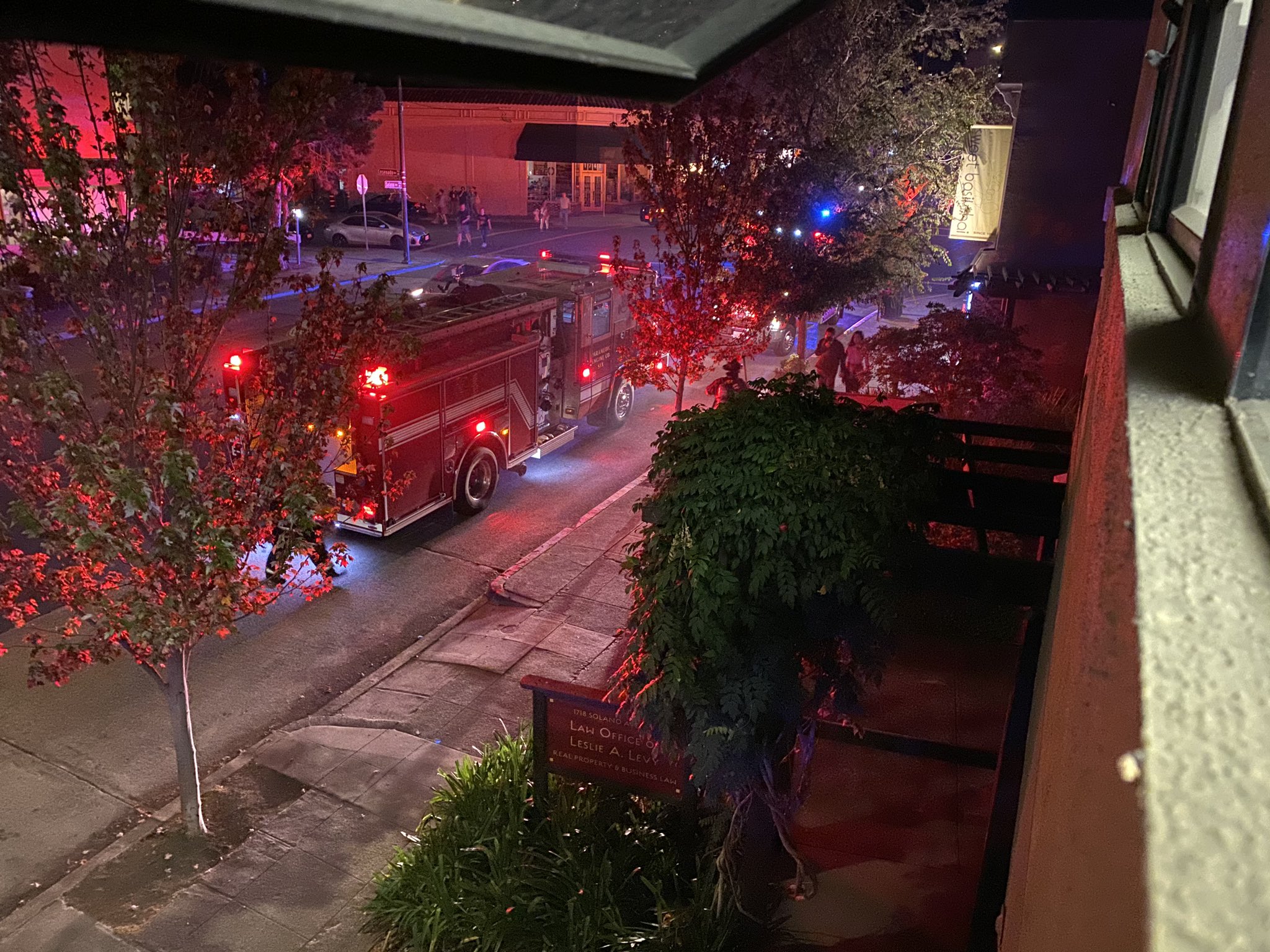 Berkeley 906 Ensenada - HD Wallpaper 