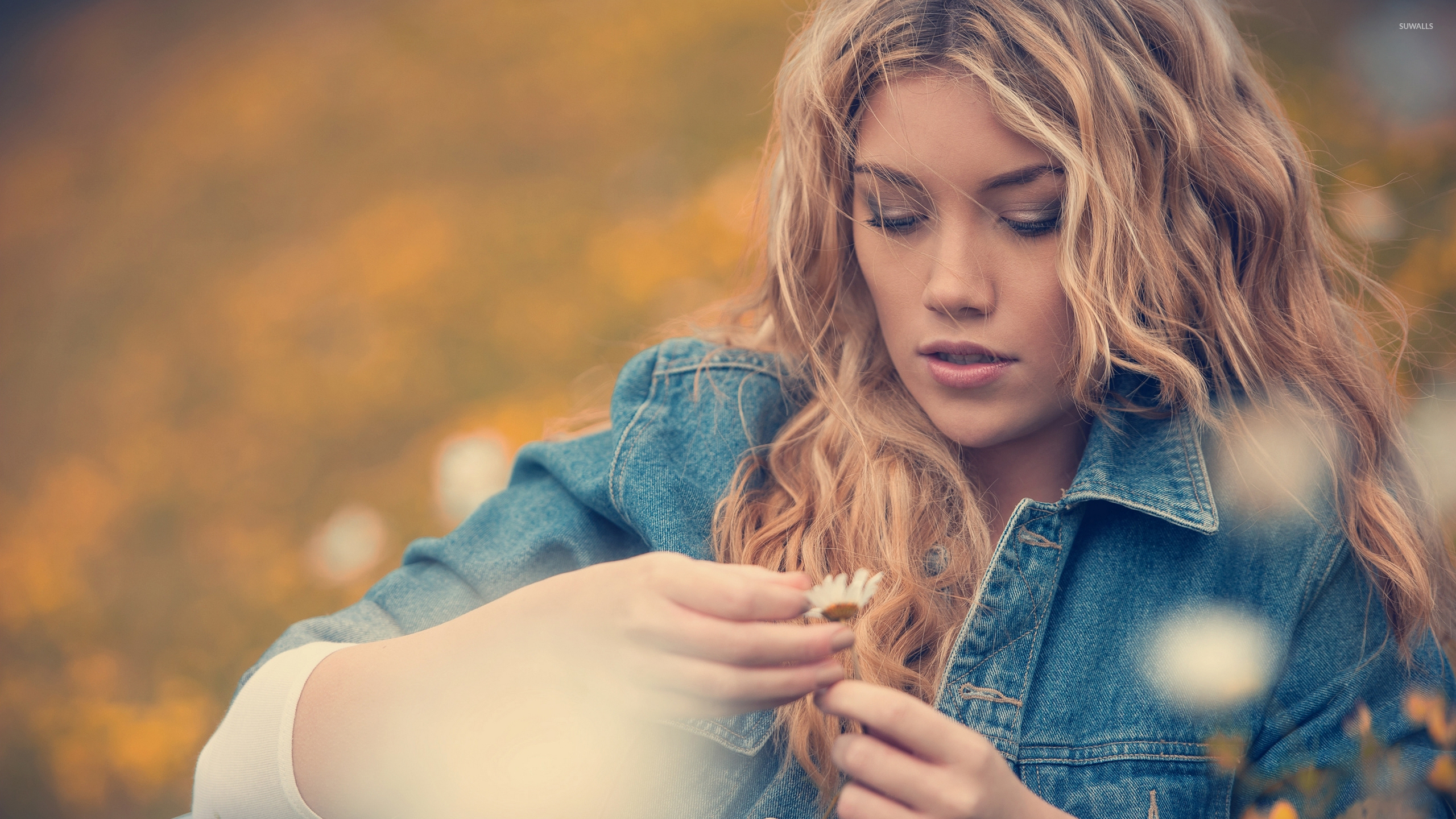 Denim Girl - HD Wallpaper 