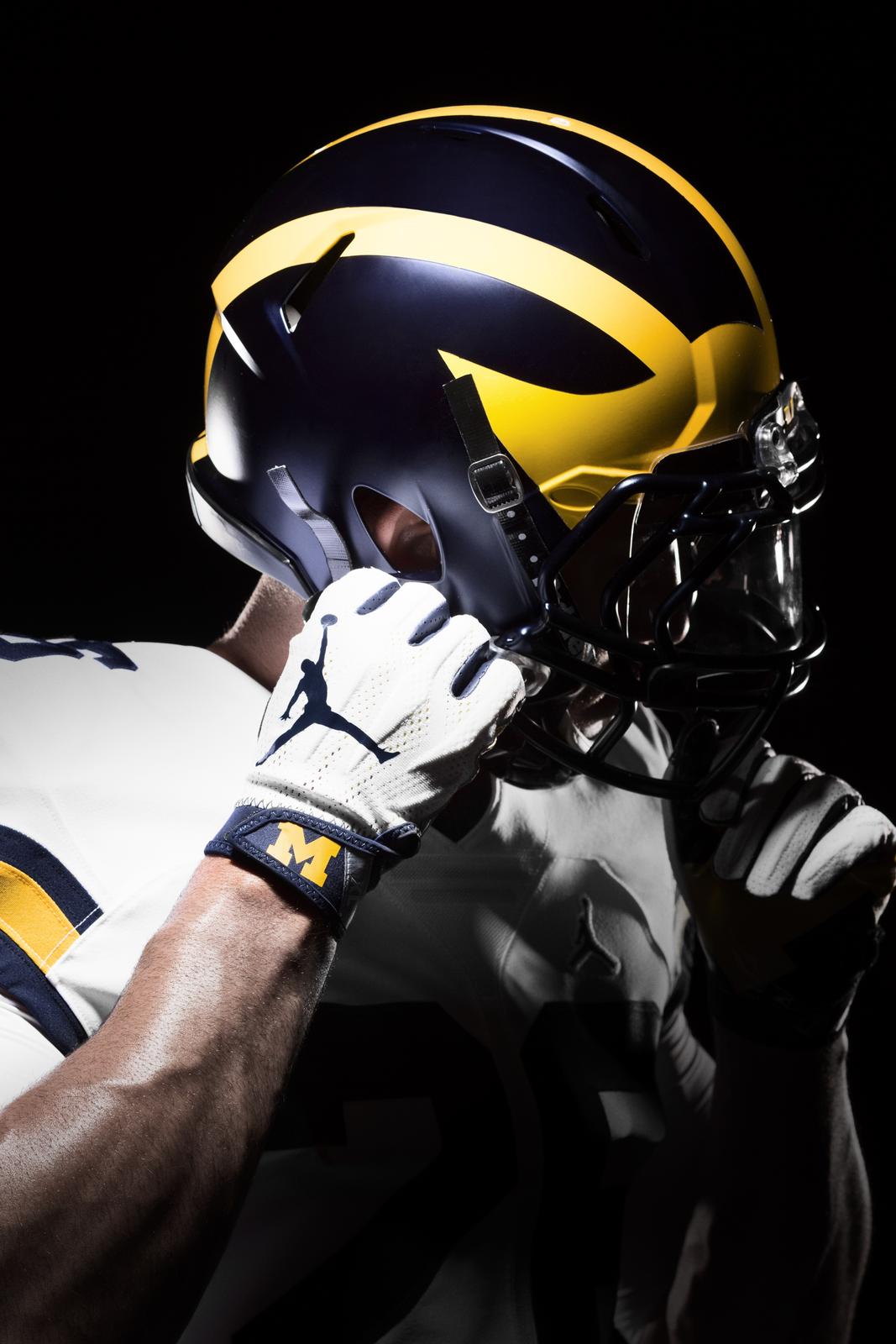 Michigan Football Wallpaper - HD Wallpaper 