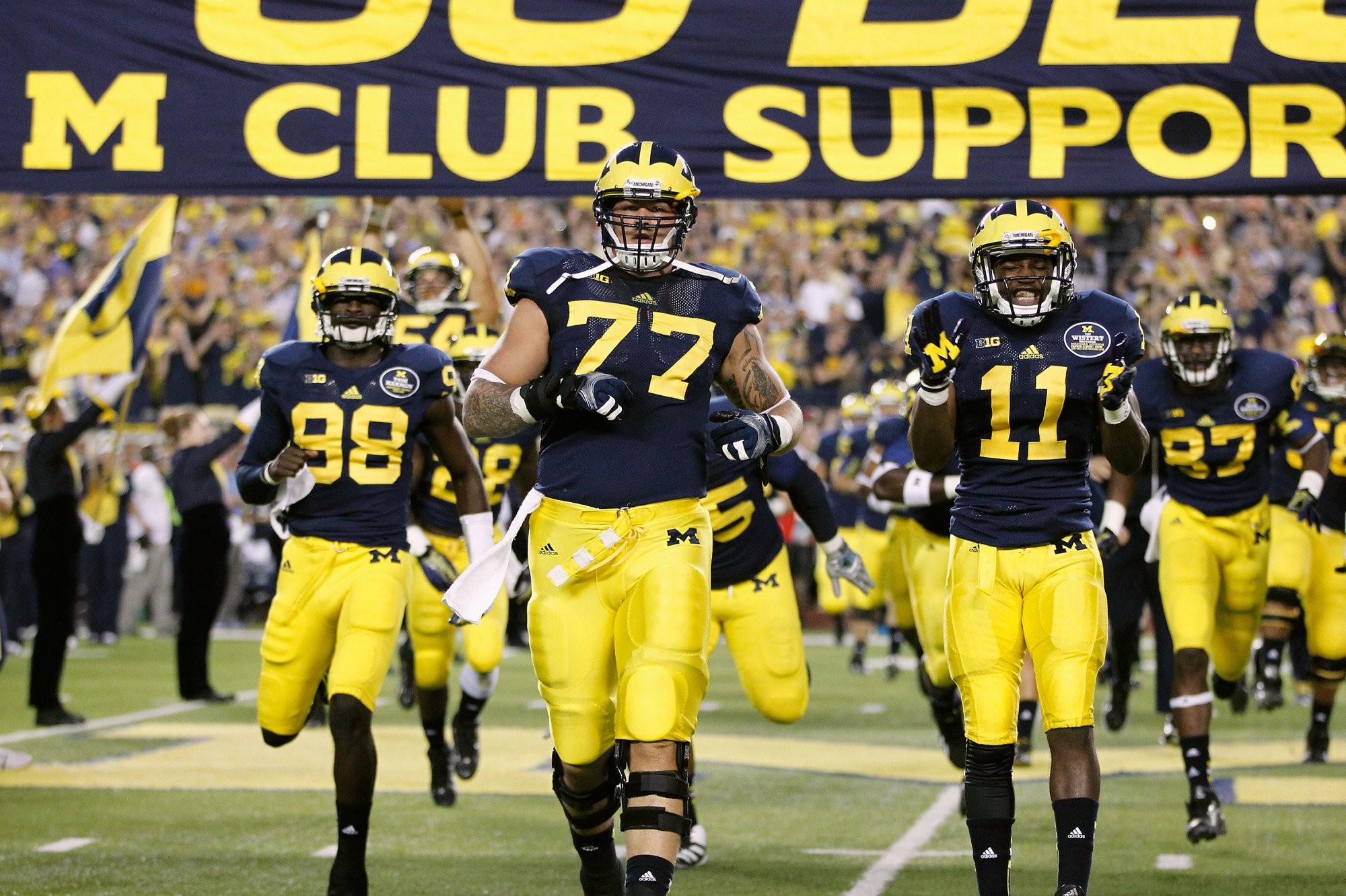Michigan Wolverines Football Wallpaper Big Ten Football - Michigan Wolverines Football - HD Wallpaper 