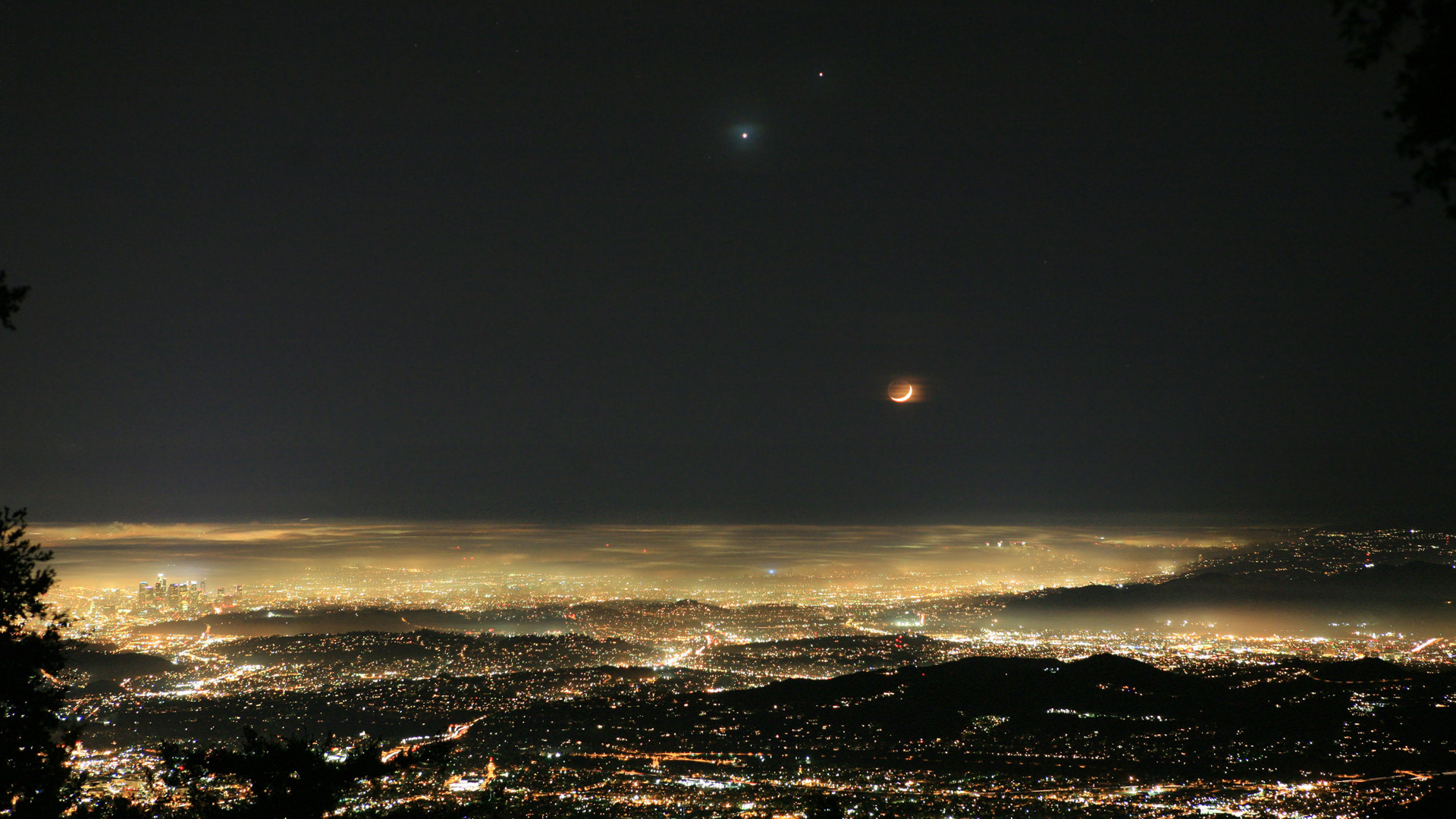 Los Angeles Wallpaper - Venus And Jupiter Will Pass - HD Wallpaper 