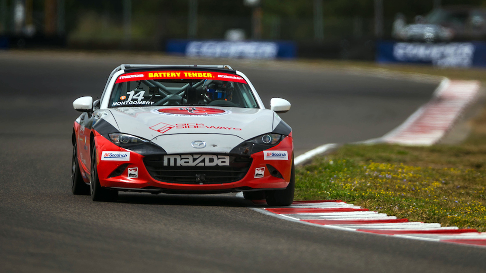 Mazda 3 - HD Wallpaper 