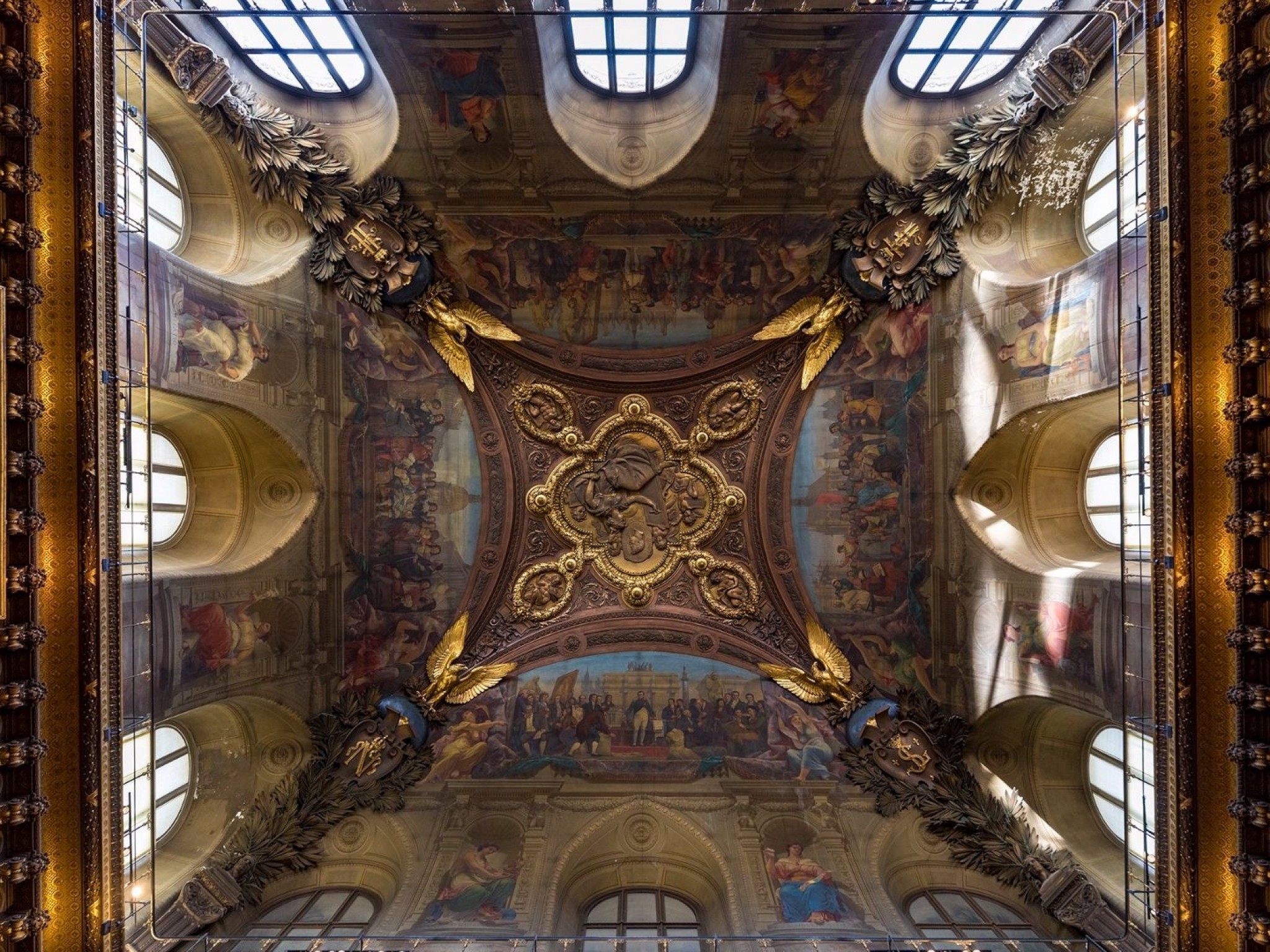 Louvre Museum, Bottom View, Ceiling - The Louvre - HD Wallpaper 