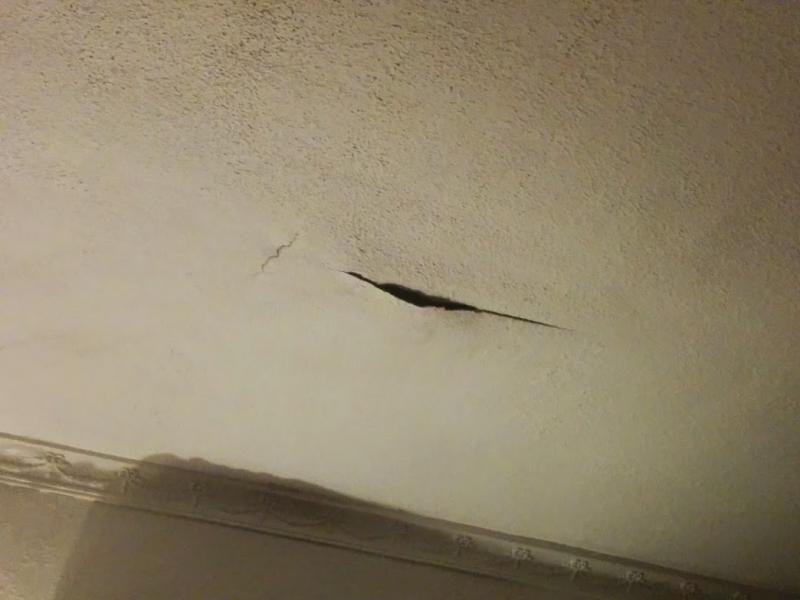 Ceiling - HD Wallpaper 