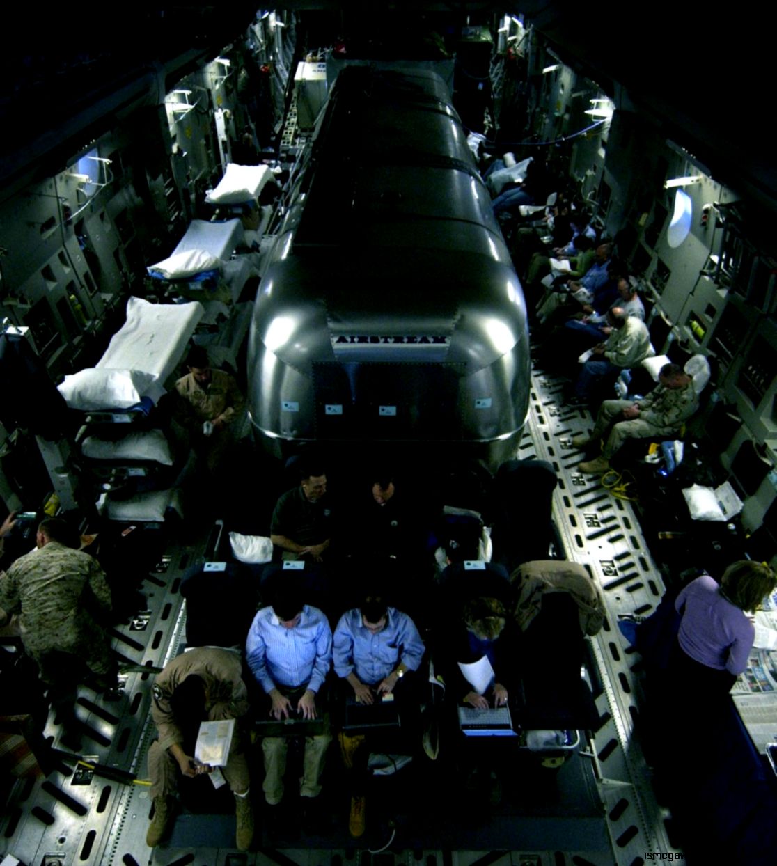 Military Silver Bullets Hd Wallpapers Inspiration Wallpapers - Silver Bullet - HD Wallpaper 