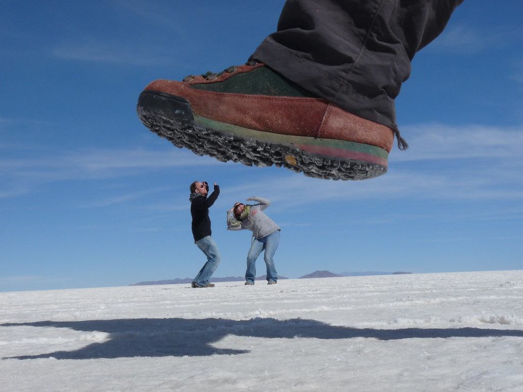 Forced Perspective Photography - HD Wallpaper 