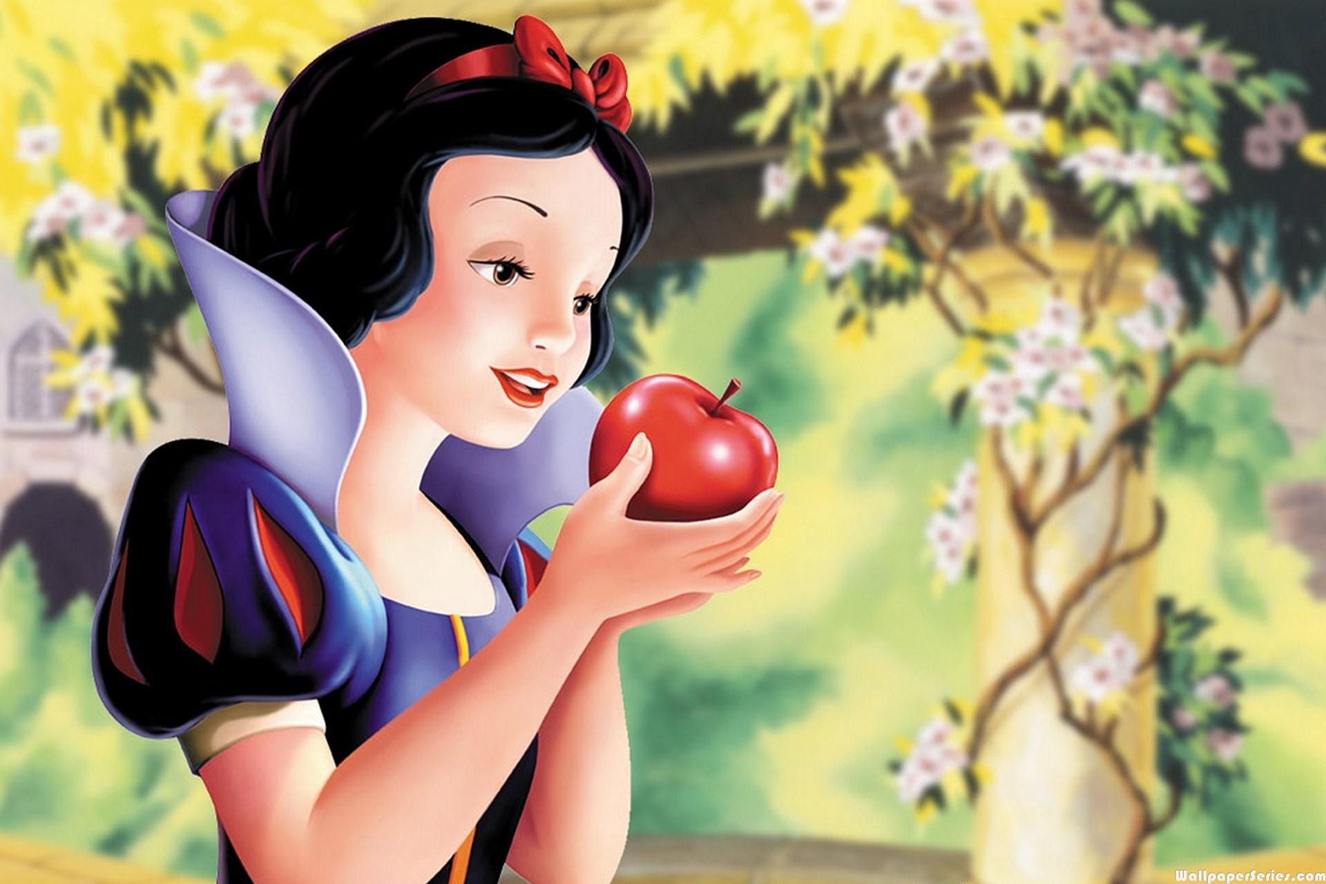 Disney Princess Snow White Holding Poisoned Apple 19x1280 Wallpaper Teahub Io Disney Princess Snow White Holding Poisoned Apple 19x1280 Wallpaper Teahub Io
