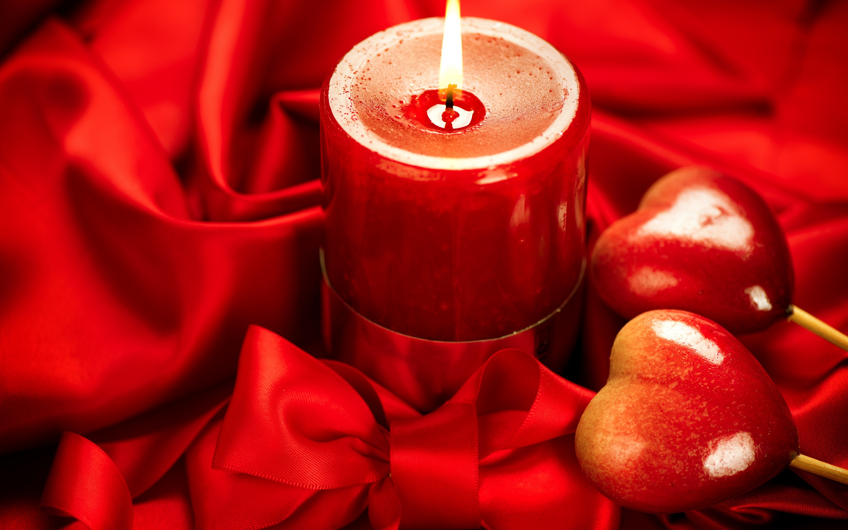 Valentines Day, Red Burning Candle, Red Hearts, Romantic - Fond D Écran Bougie Rouge - HD Wallpaper 