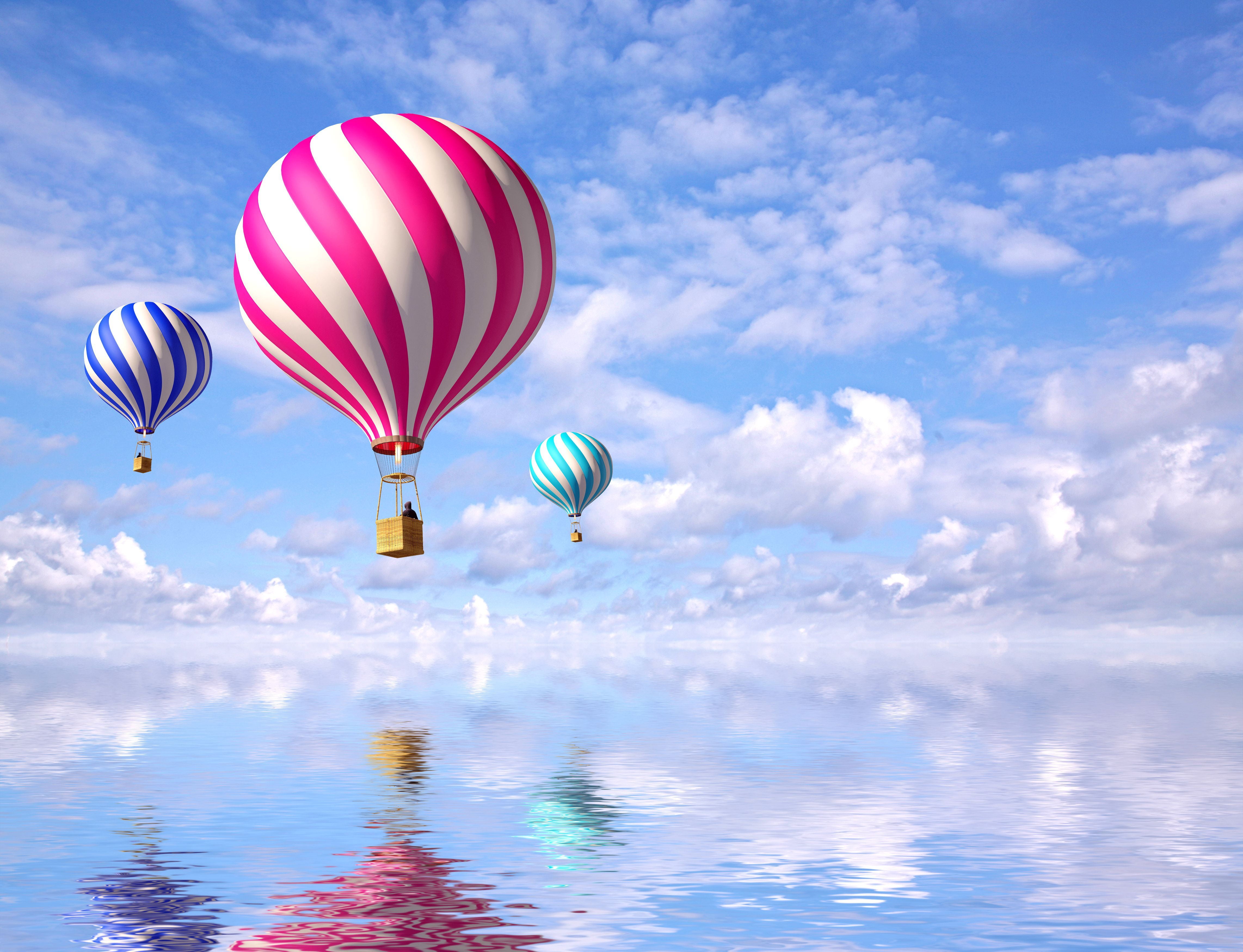 Hot Air Balloons In The Clouds - HD Wallpaper 