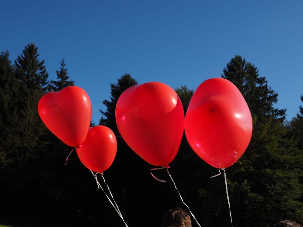 4 Red Balloons Preview - Heart Shape 4 Balloons - HD Wallpaper 