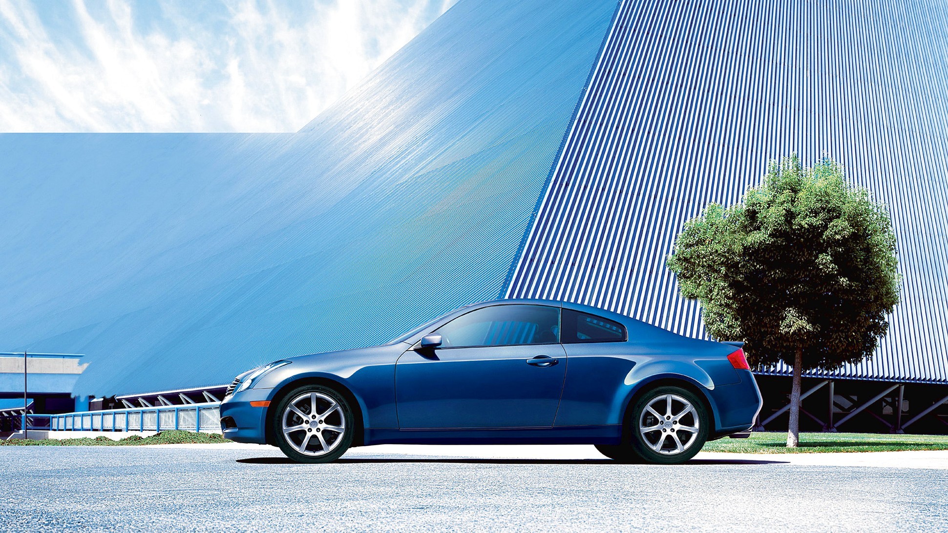 Infiniti Car - HD Wallpaper 